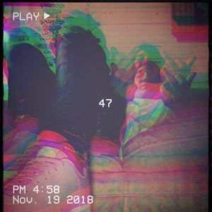 Meet your Posher, Bud